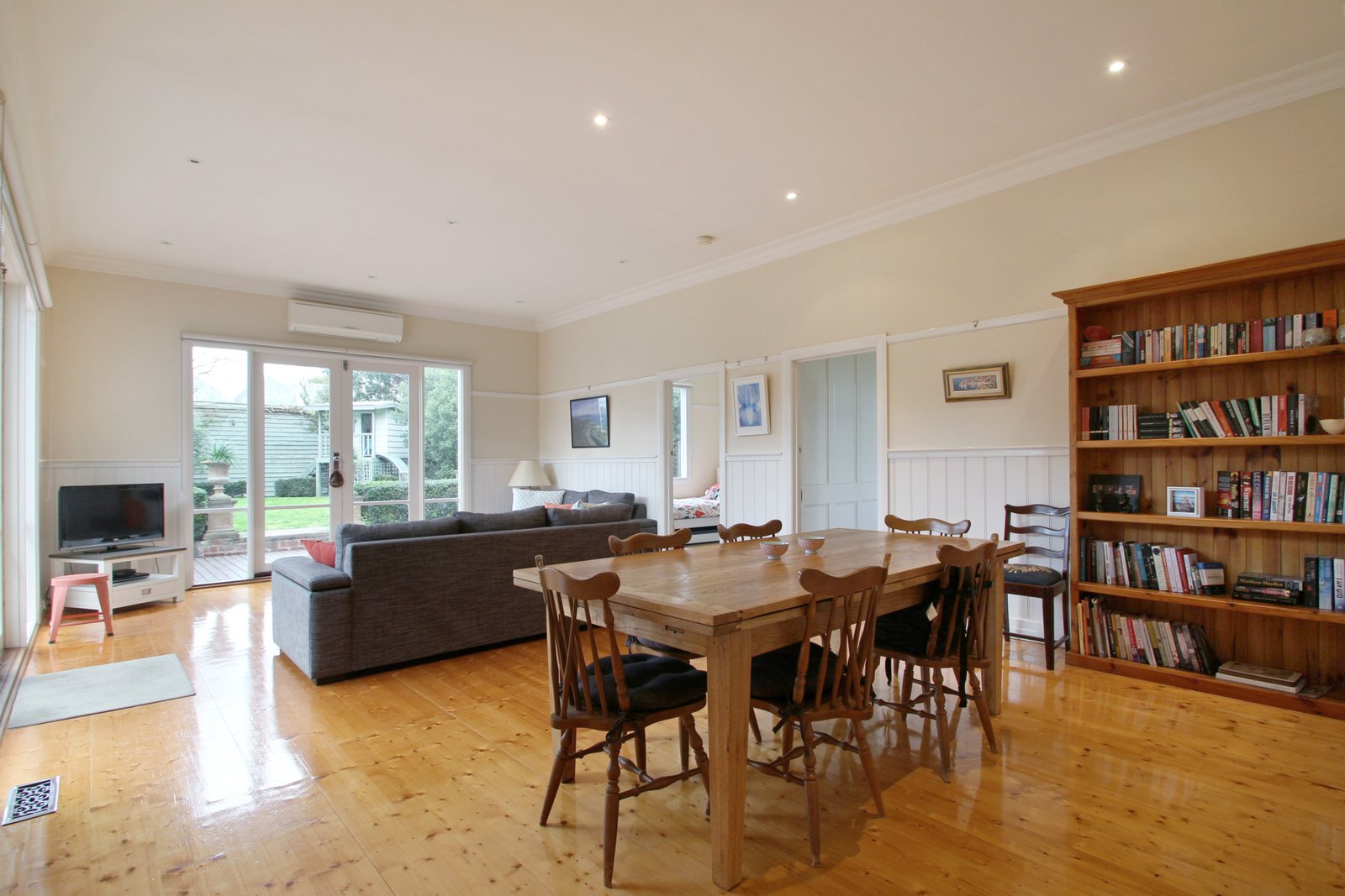 Gallery: 43 Durham Road
