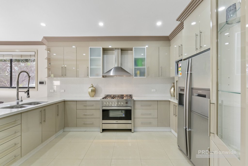 43 Eva Street ROSELANDS 2