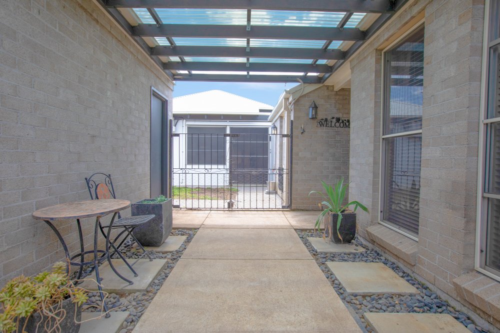 43 Evans Street GRETA 4