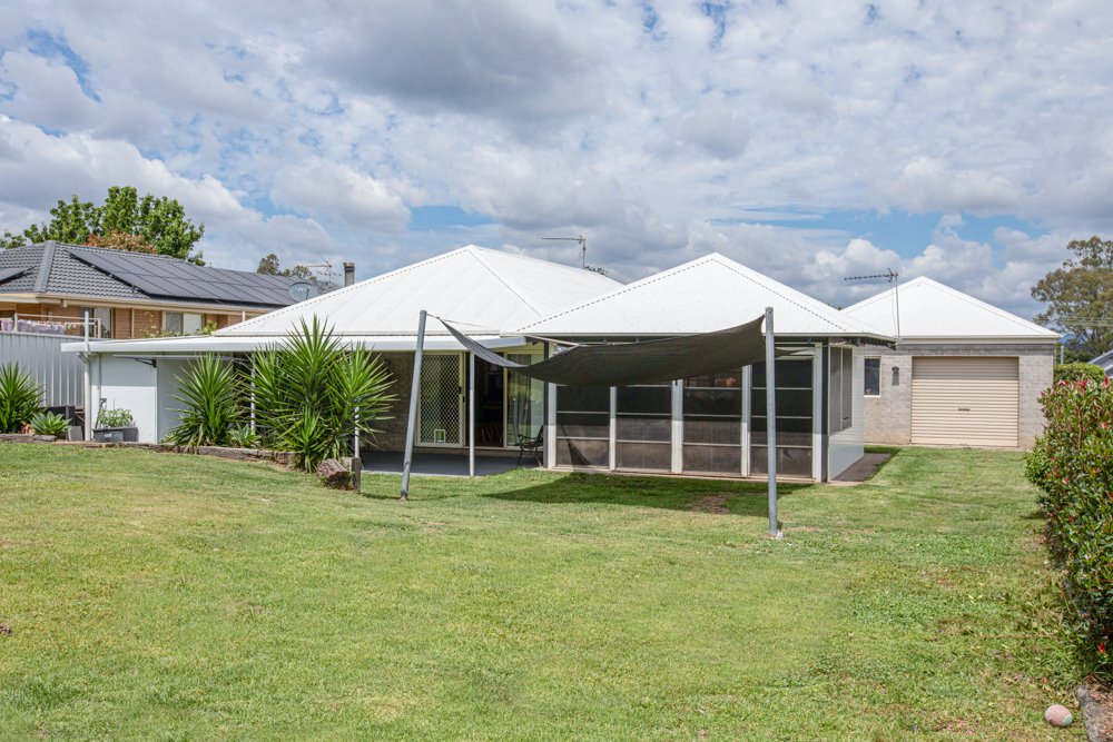 43 Evans Street GRETA 15