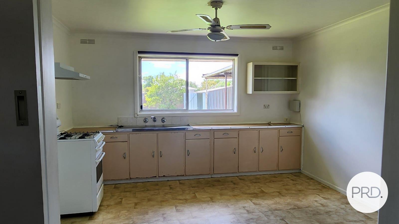 43 Fahey Street SHEPPARTON 12