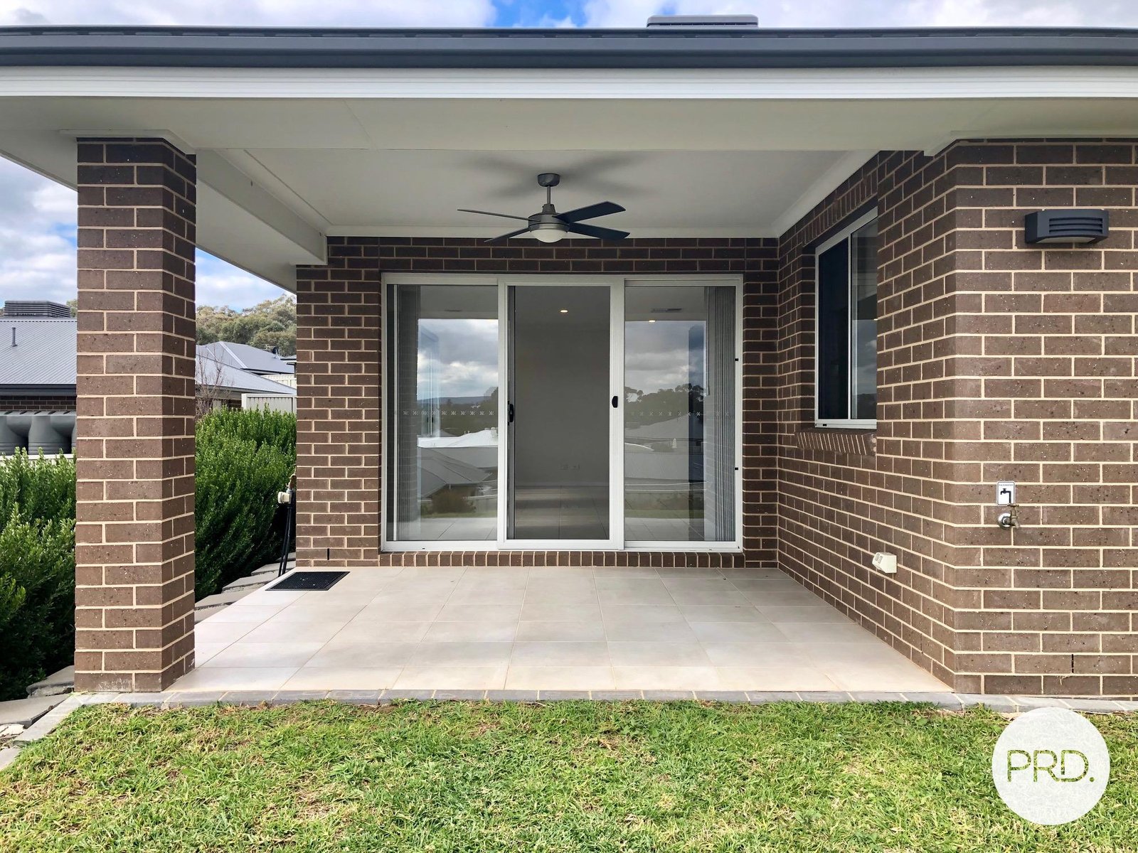 43 Felstead Circuit THURGOONA 8