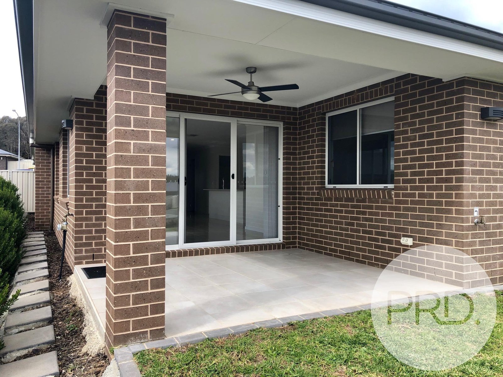 43 Felstead Circuit THURGOONA 11