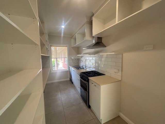 43 Flagstaff Road NORTH TAMWORTH 2