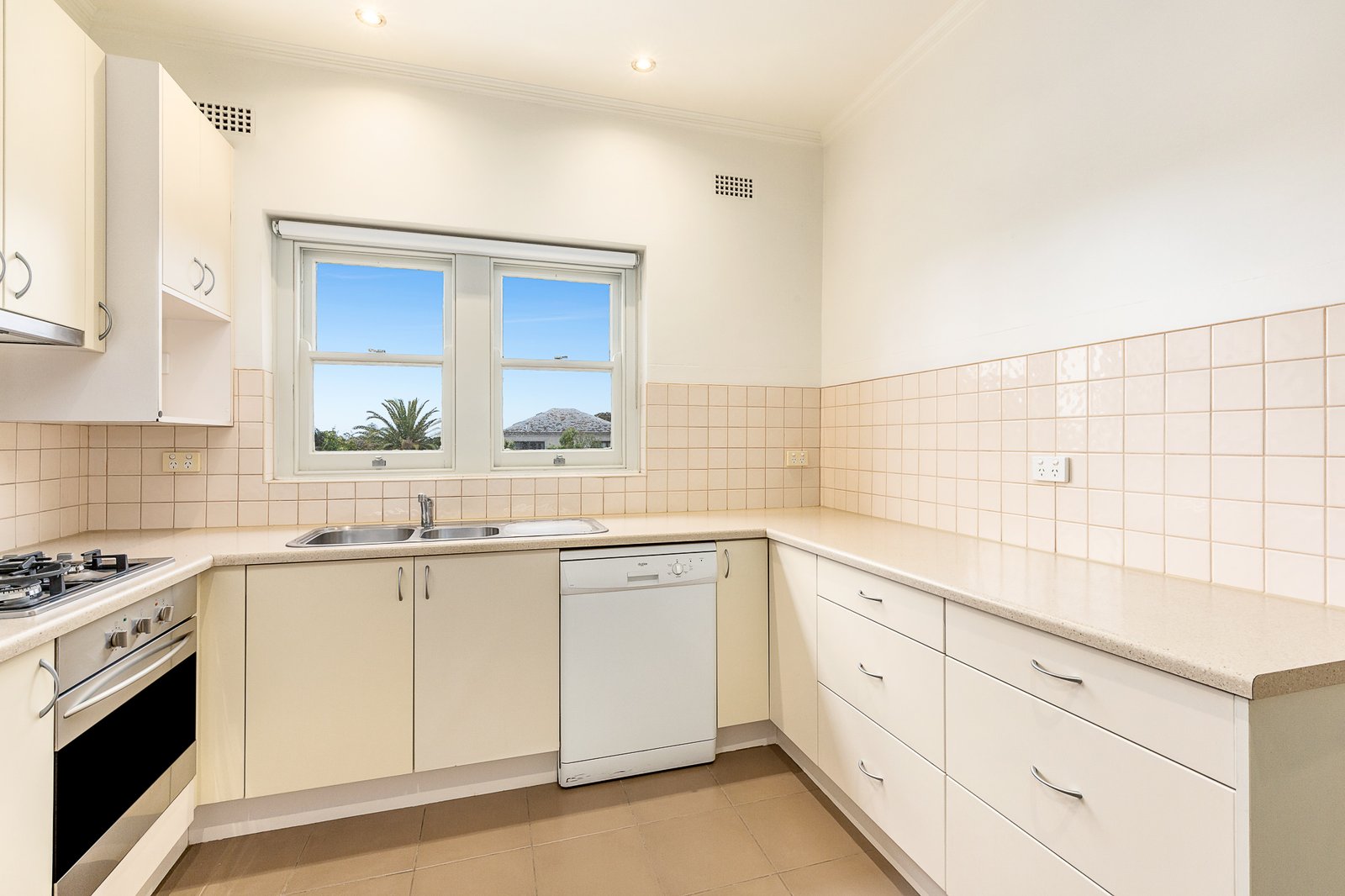 Gallery: 4/3 Foote Street