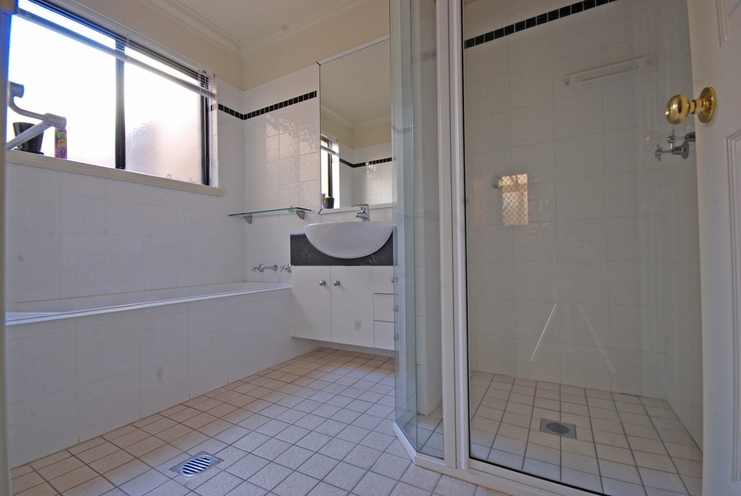 43 Galing Place WAGGA WAGGA 8