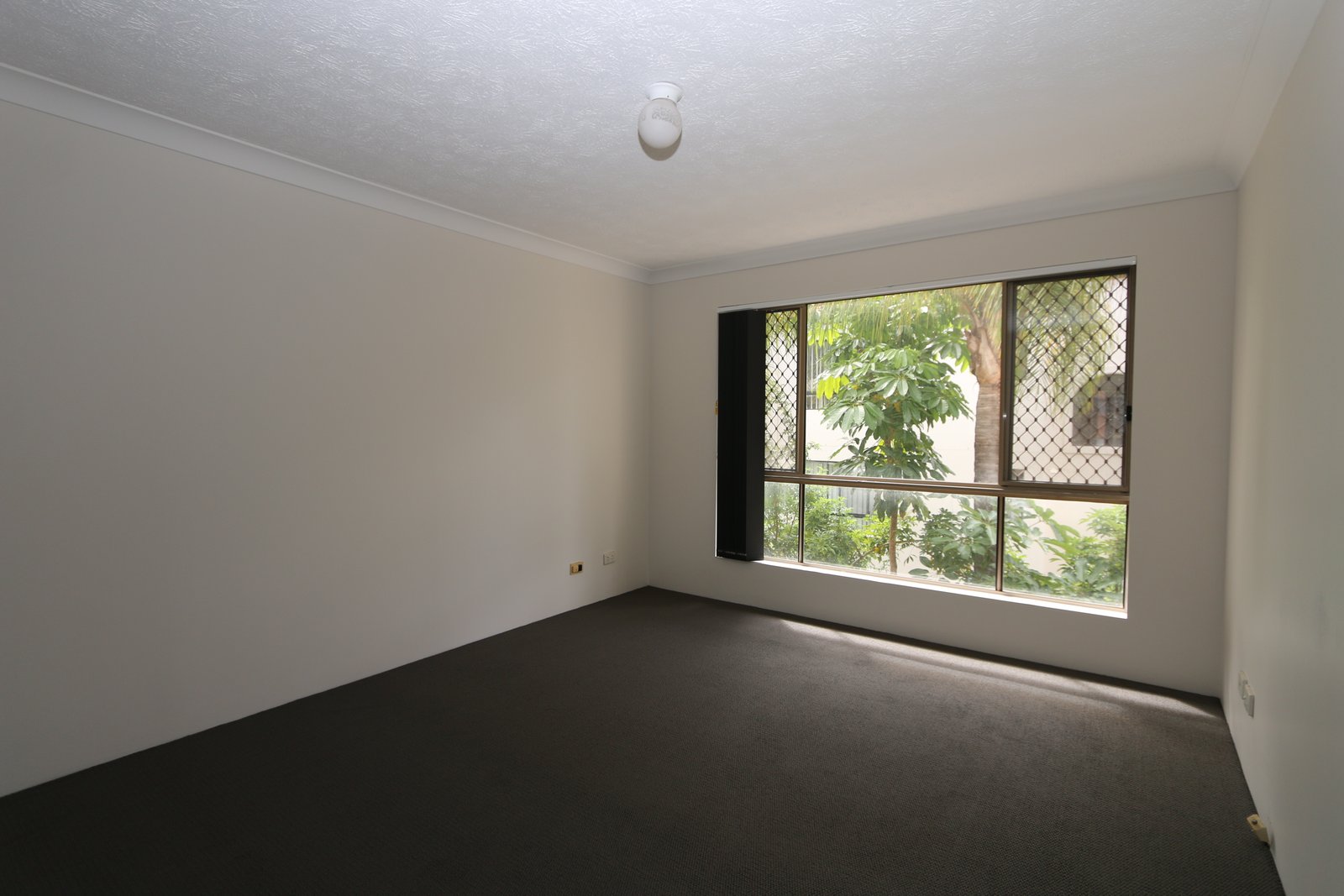 4/3 Garden Street SOUTHPORT 6