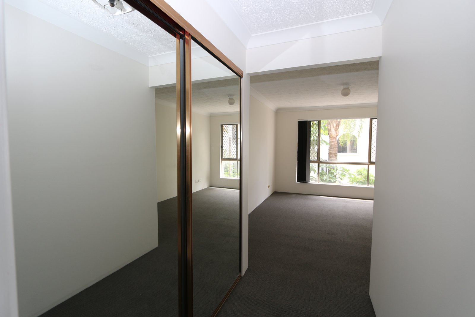 4/3 Garden Street SOUTHPORT 8