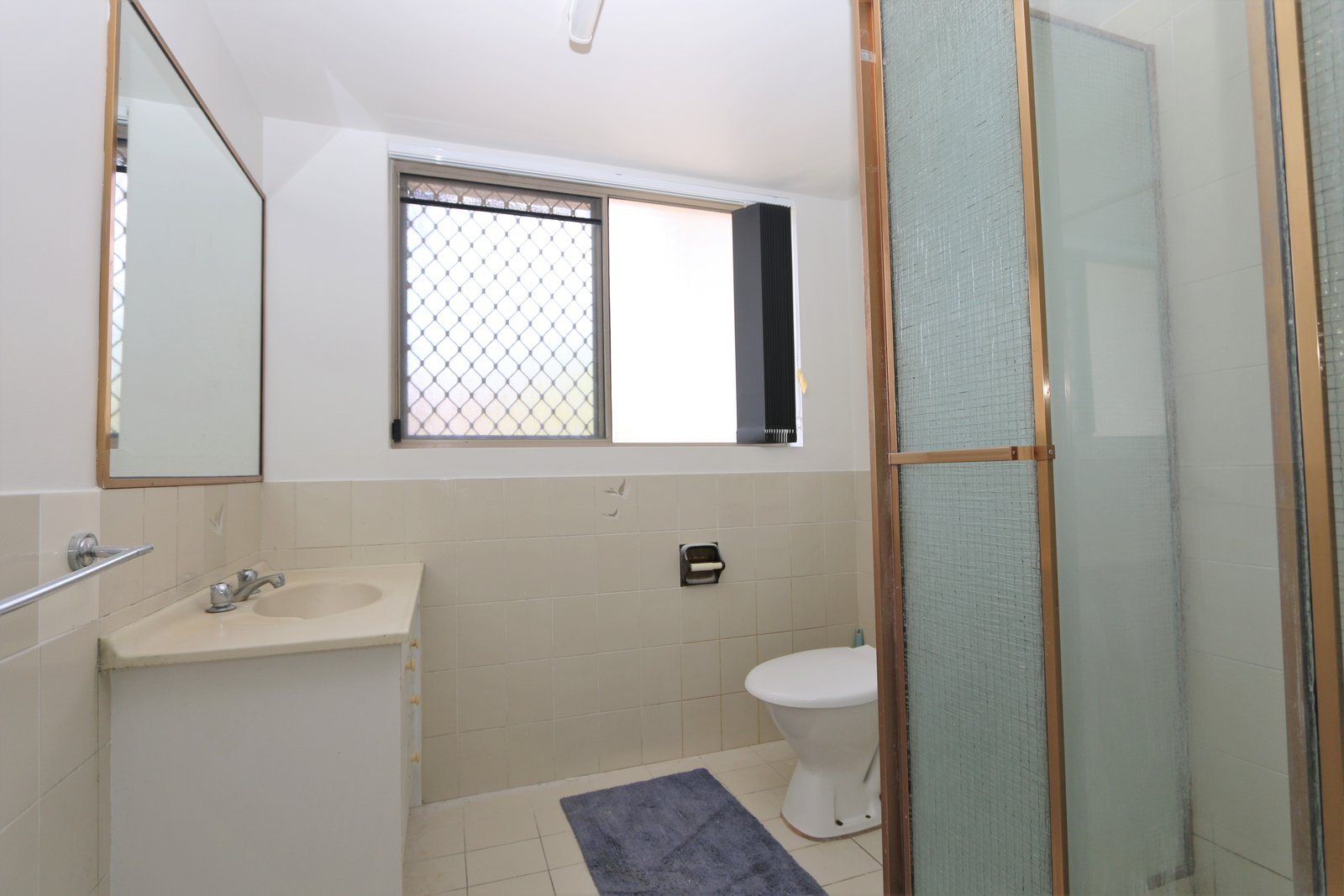 4/3 Garden Street SOUTHPORT 9