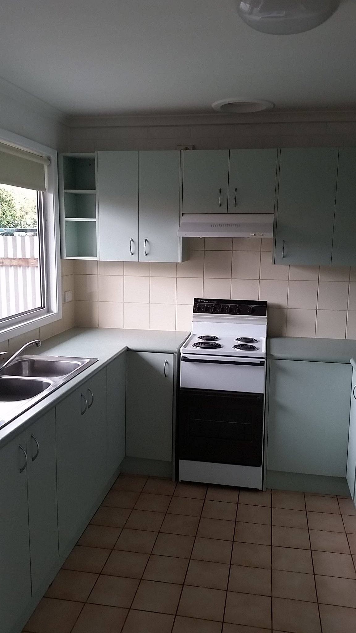 Gallery: 4/3 Hagan Court