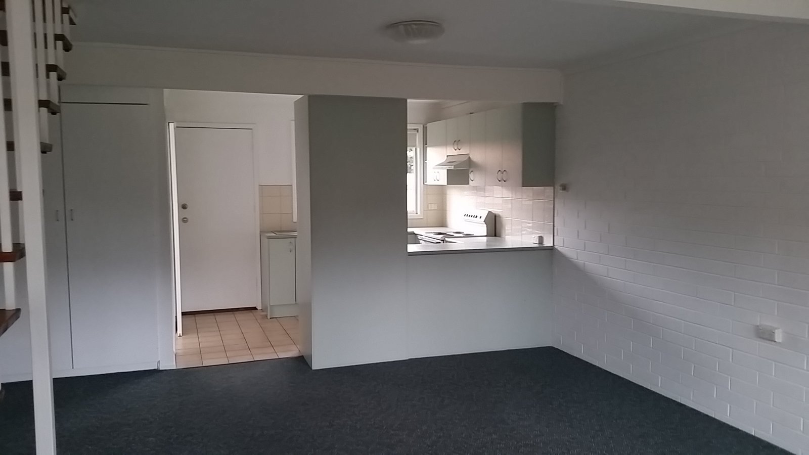 Gallery: 4/3 Hagan Court