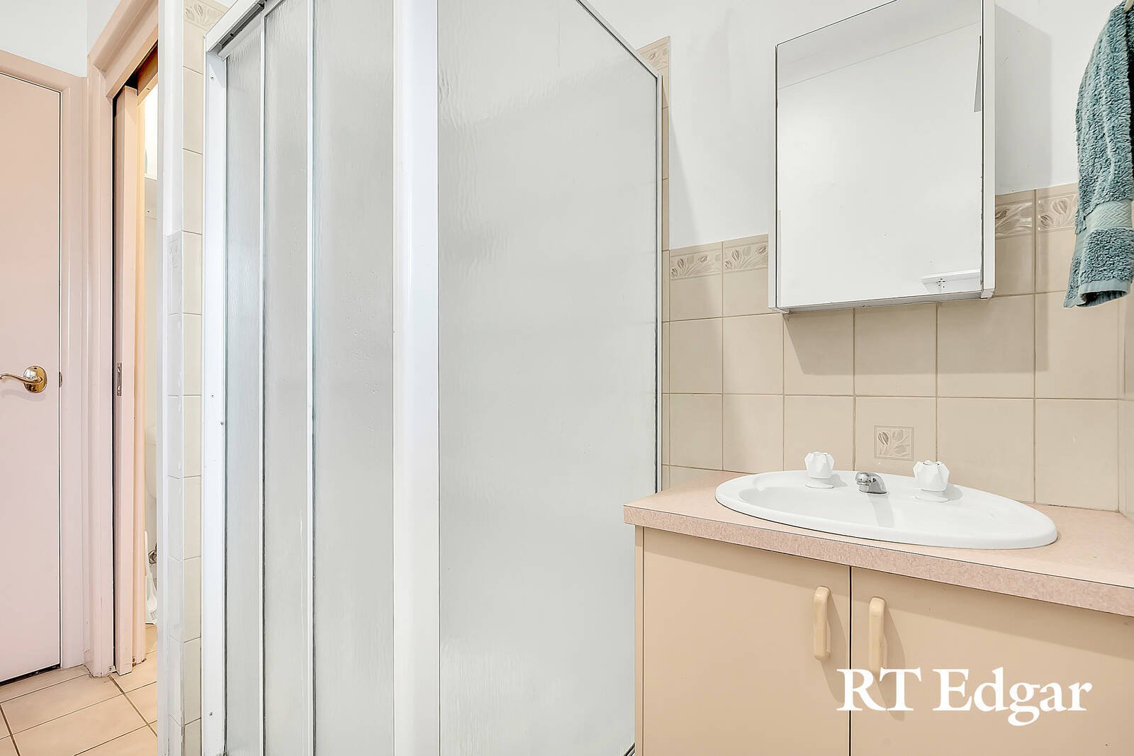 Real Estate and Property in 4/3 Hamilton Street, Gisborne, VIC