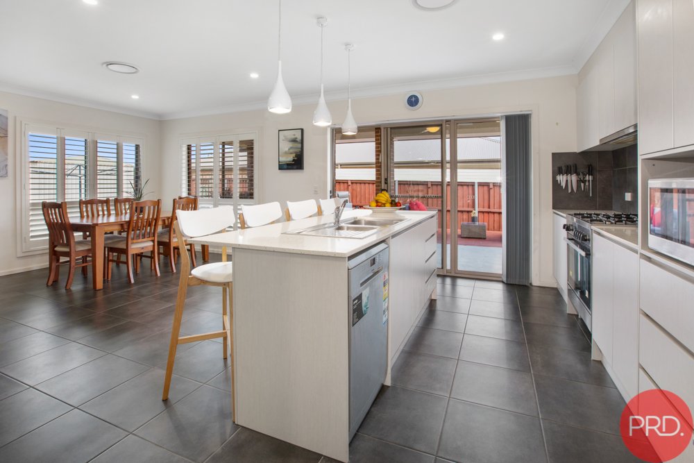 43 Harvest Boulevard CHISHOLM 8