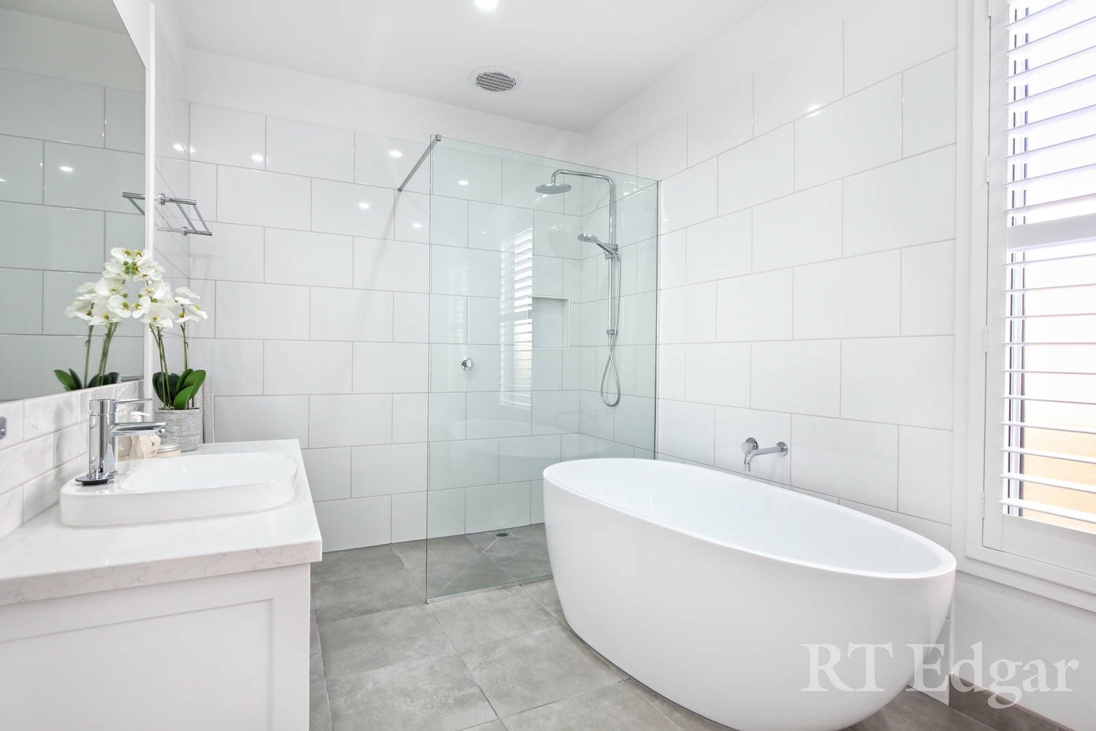 Real Estate and Property in 43 High Street, Woodend, VIC