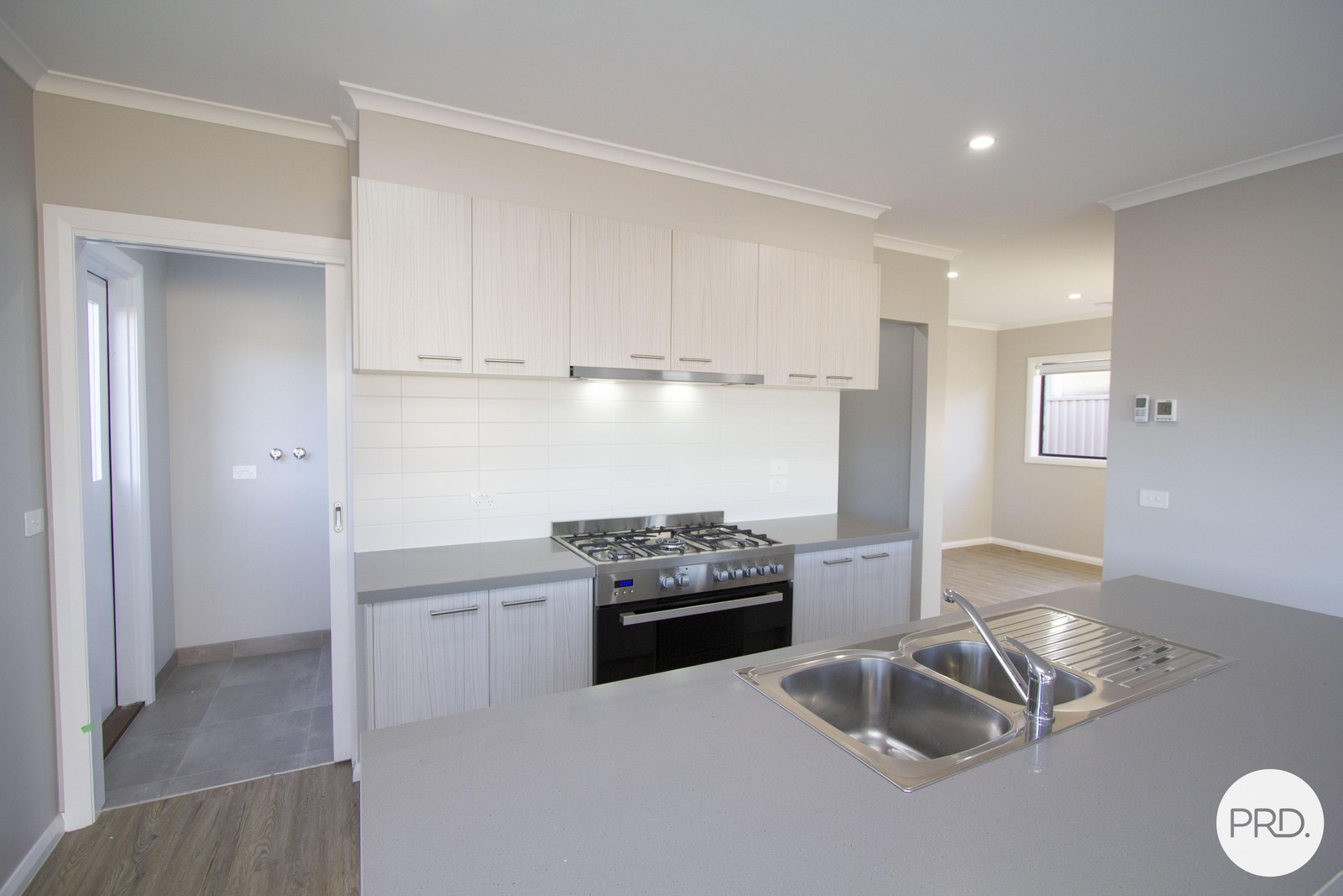 43 Honour Avenue WINTER VALLEY 10