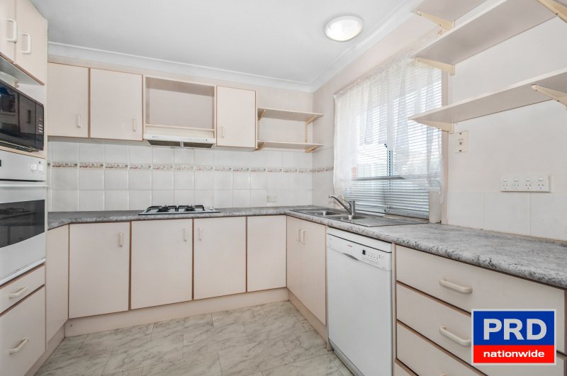 43 Jenail Place HORSLEY 3