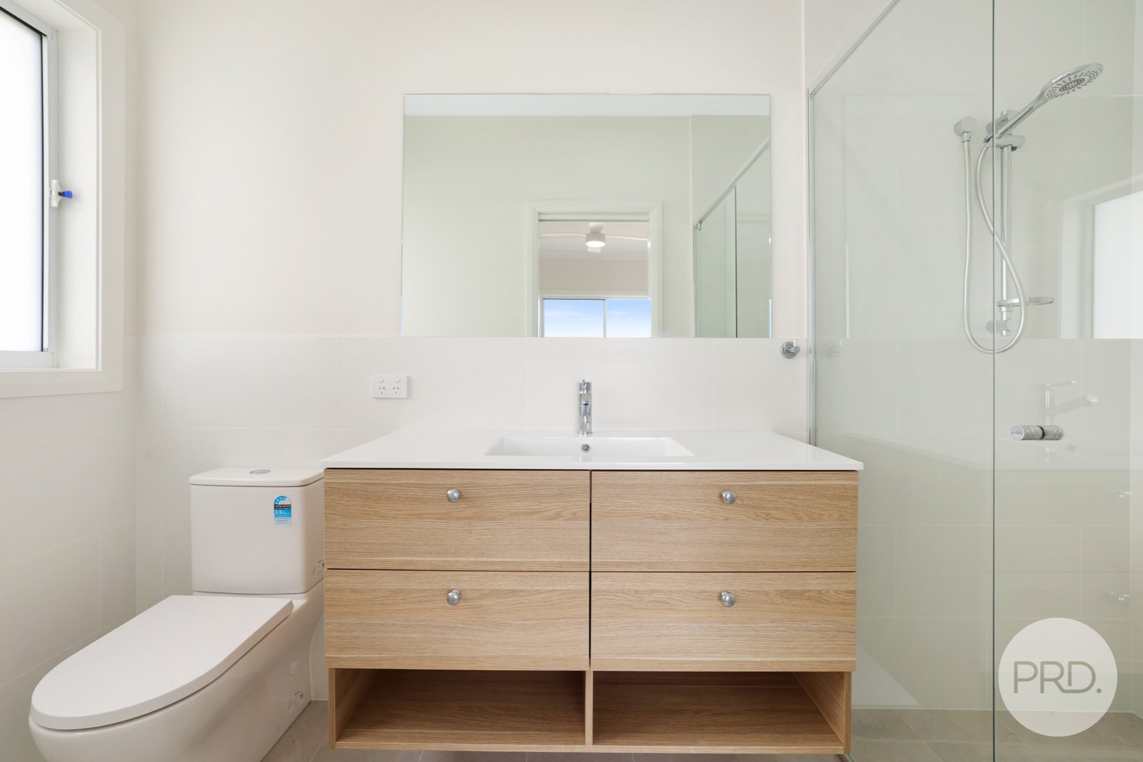 43 Kestral Street TAMWORTH 8