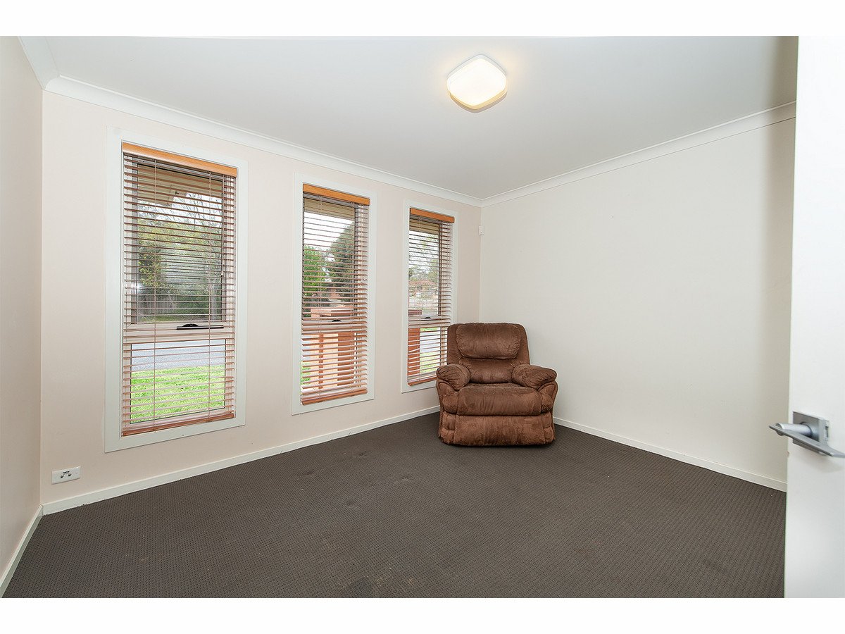 43 Kurrajong Crescent WEST ALBURY 6