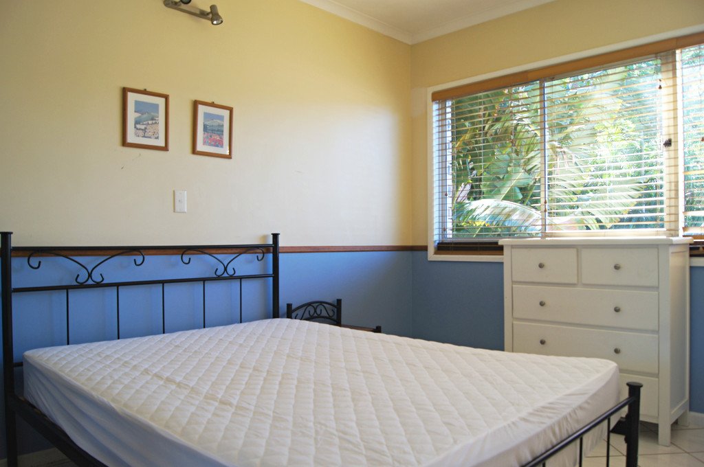 4/3 Lamond Street AIRLIE BEACH 6