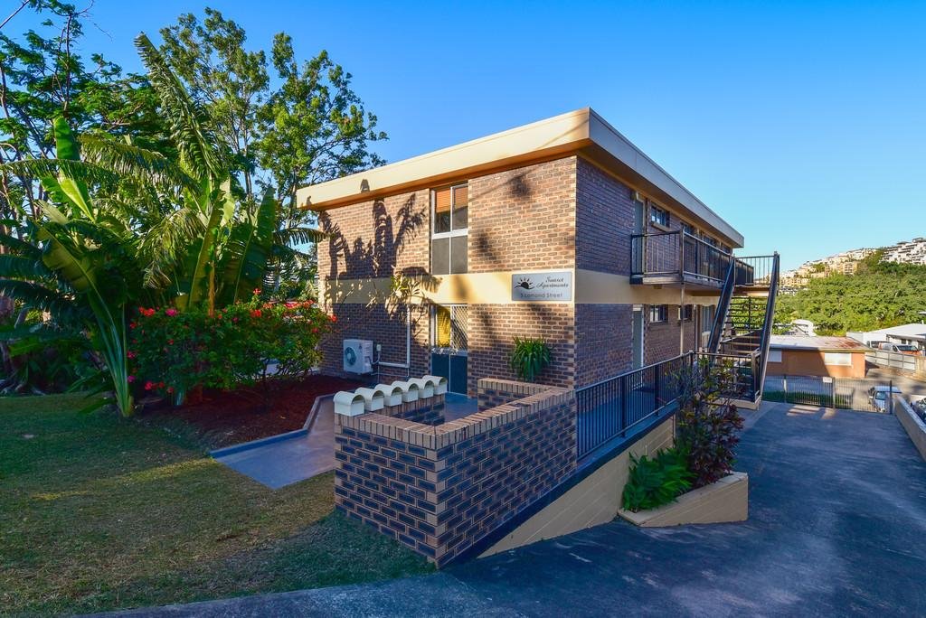 4/3 Lamond Street AIRLIE BEACH 9