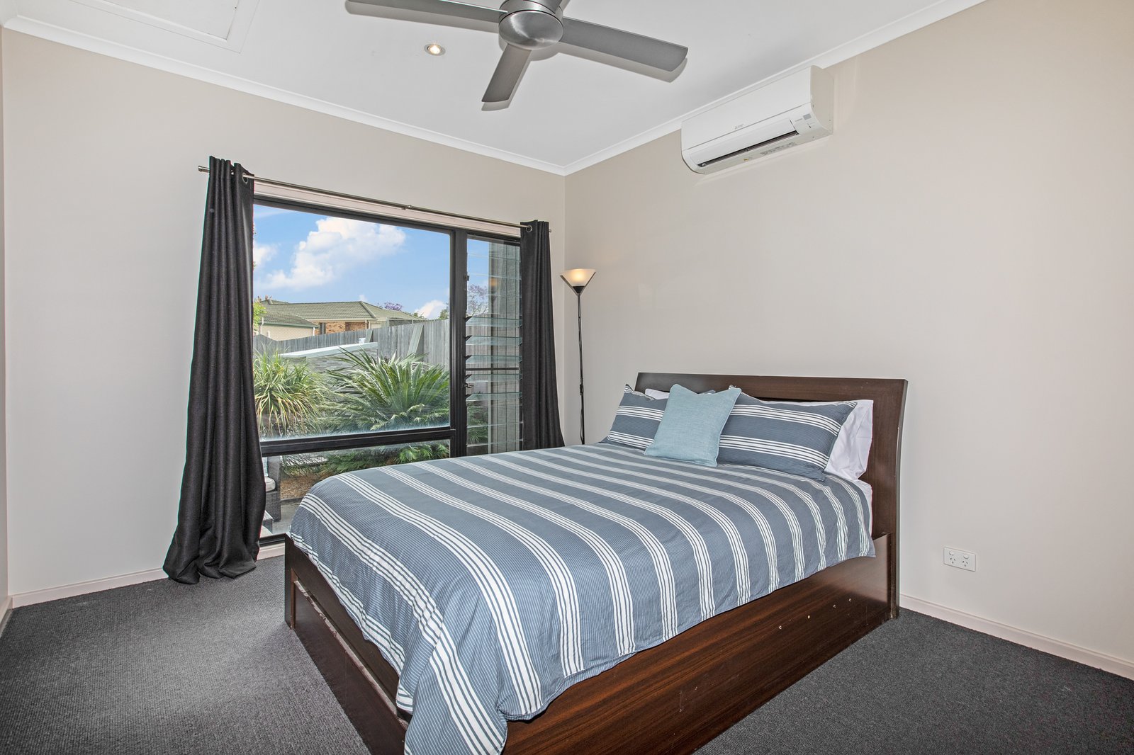 43 Largs Avenue LARGS 17