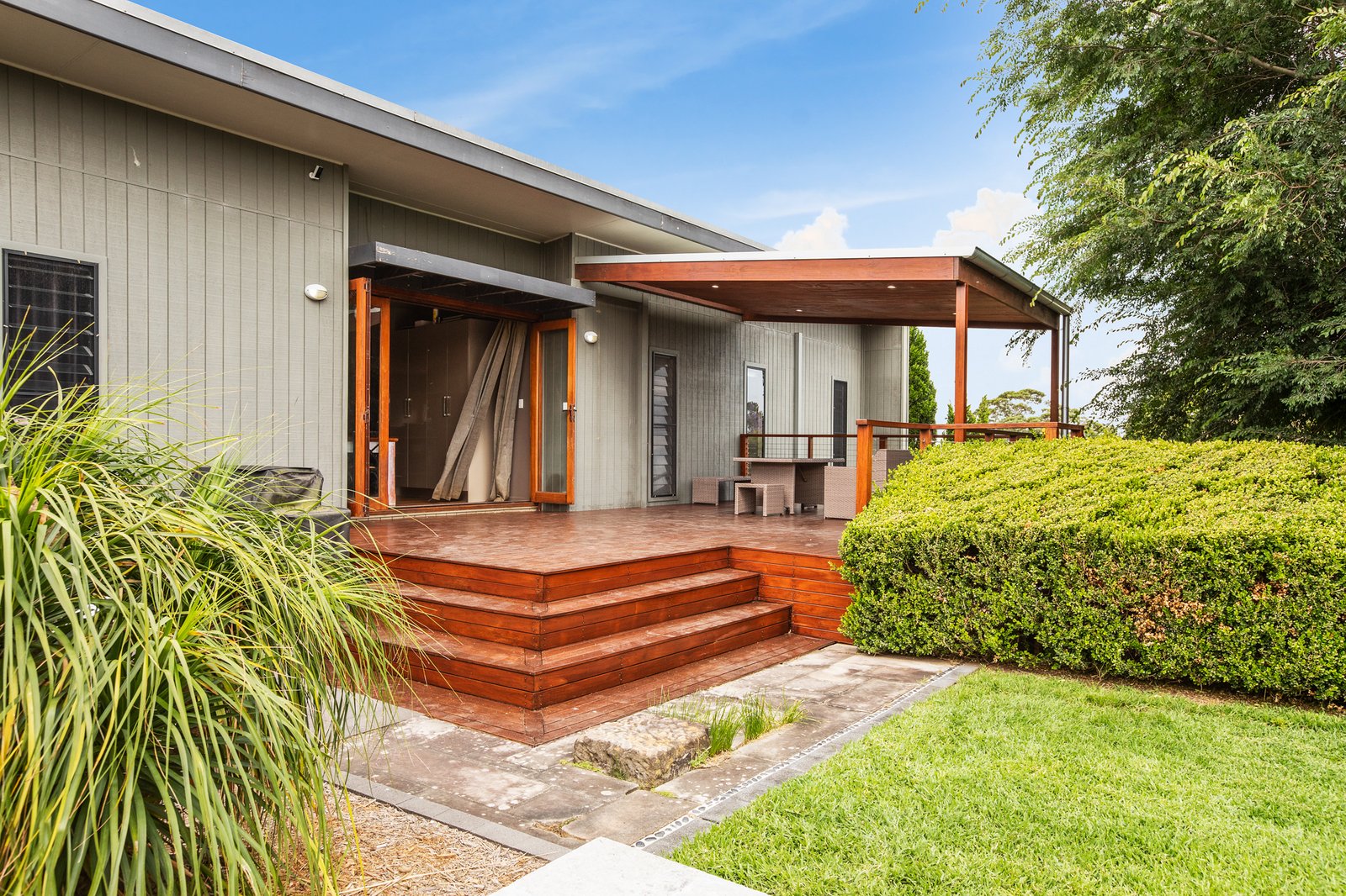 43 Largs Avenue LARGS 20