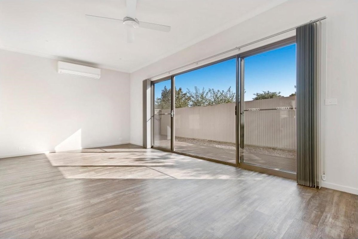 4/3 Leigh Avenue KENNINGTON 3