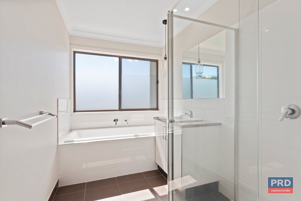 4/3 Leigh Avenue KENNINGTON 7