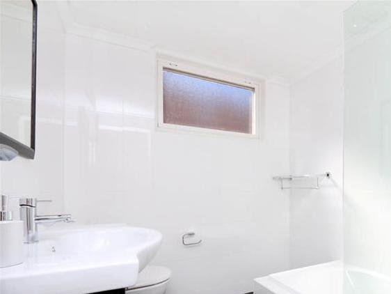 4/3 Letitia Street OATLEY 3