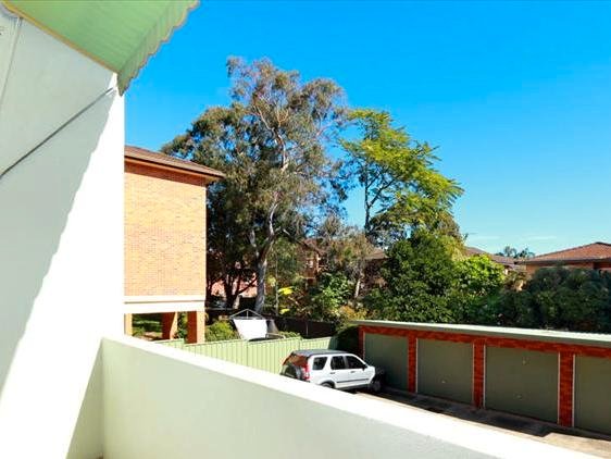 4/3 Letitia Street OATLEY 5