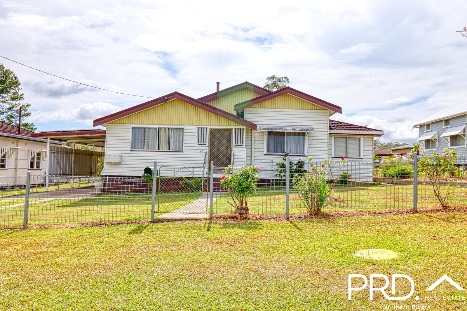 43 Lindsay Street WOODENBONG 1