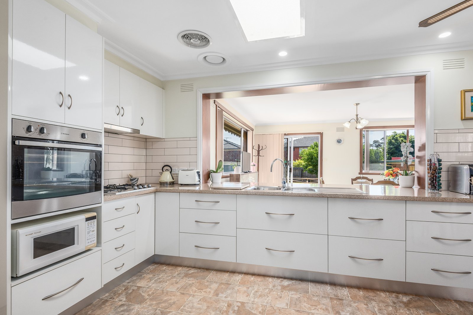 Gallery: 43 Liston Street