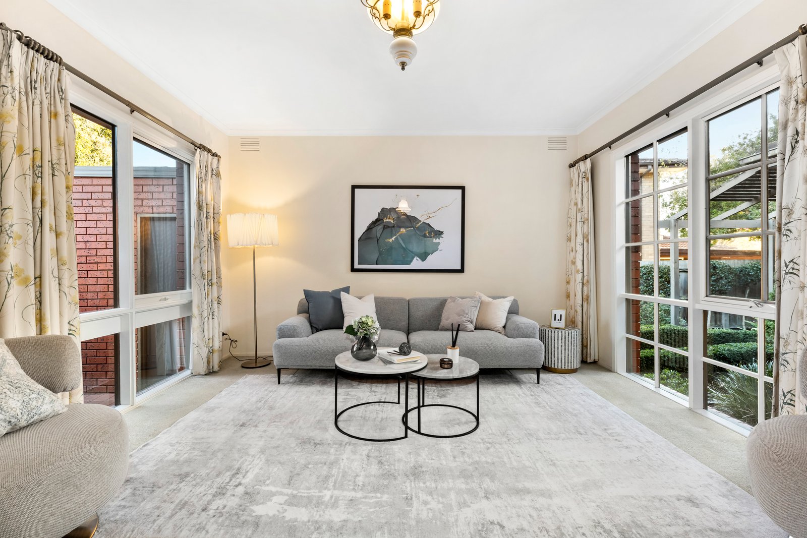 Gallery: 43 Mannering Drive
