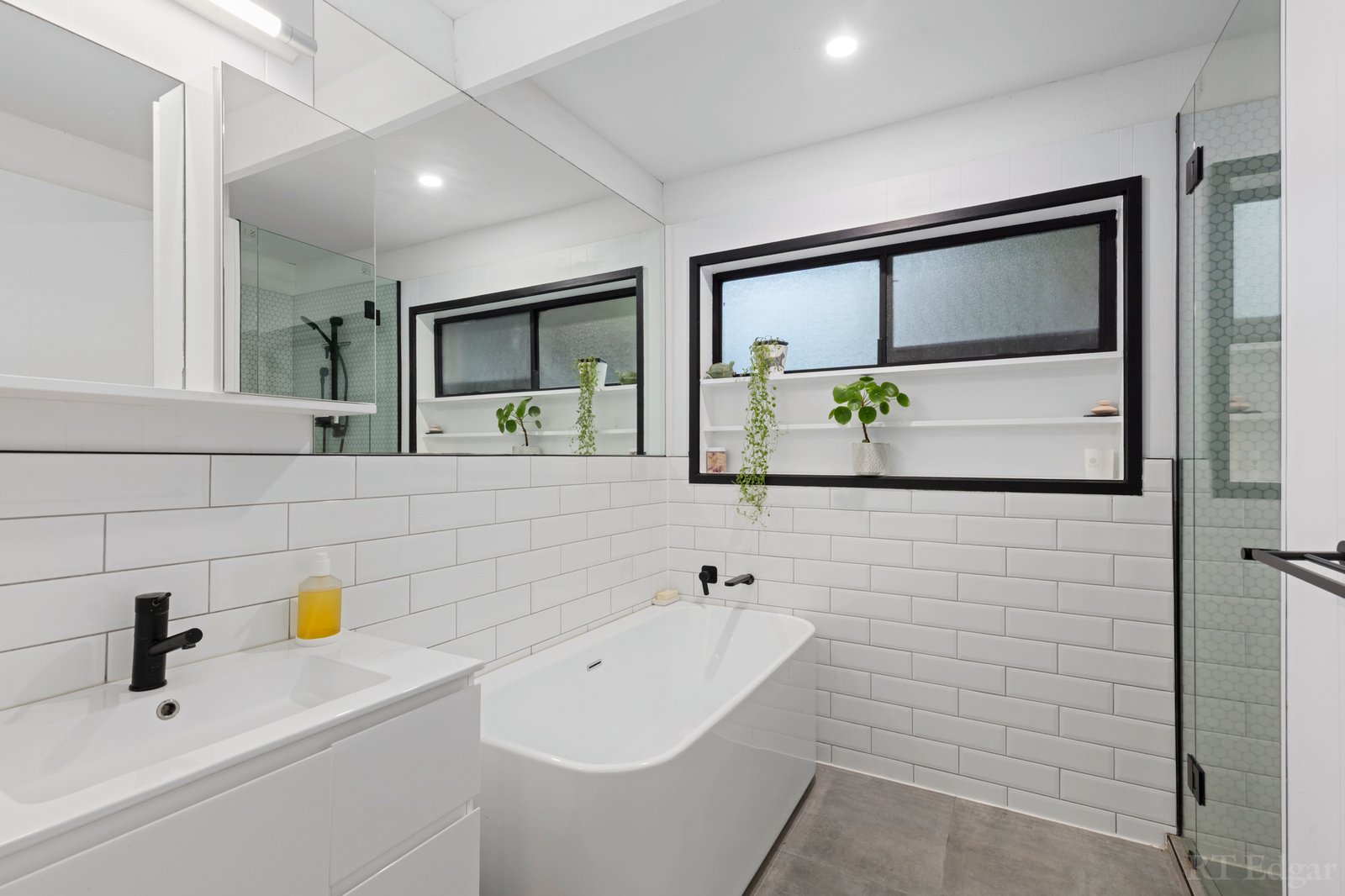 Real Estate and Property in 43 Marlin Drive, Ocean Grove, VIC