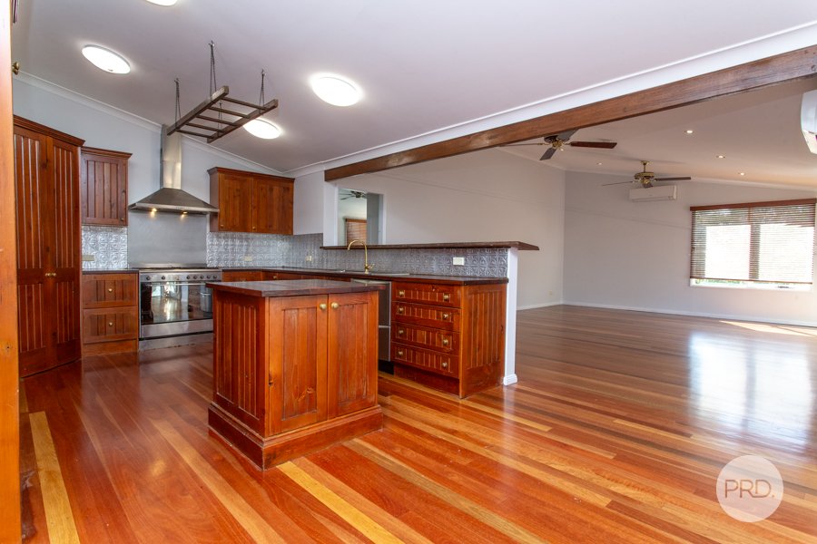 43 Maxwell Street SOUTH PENRITH 5