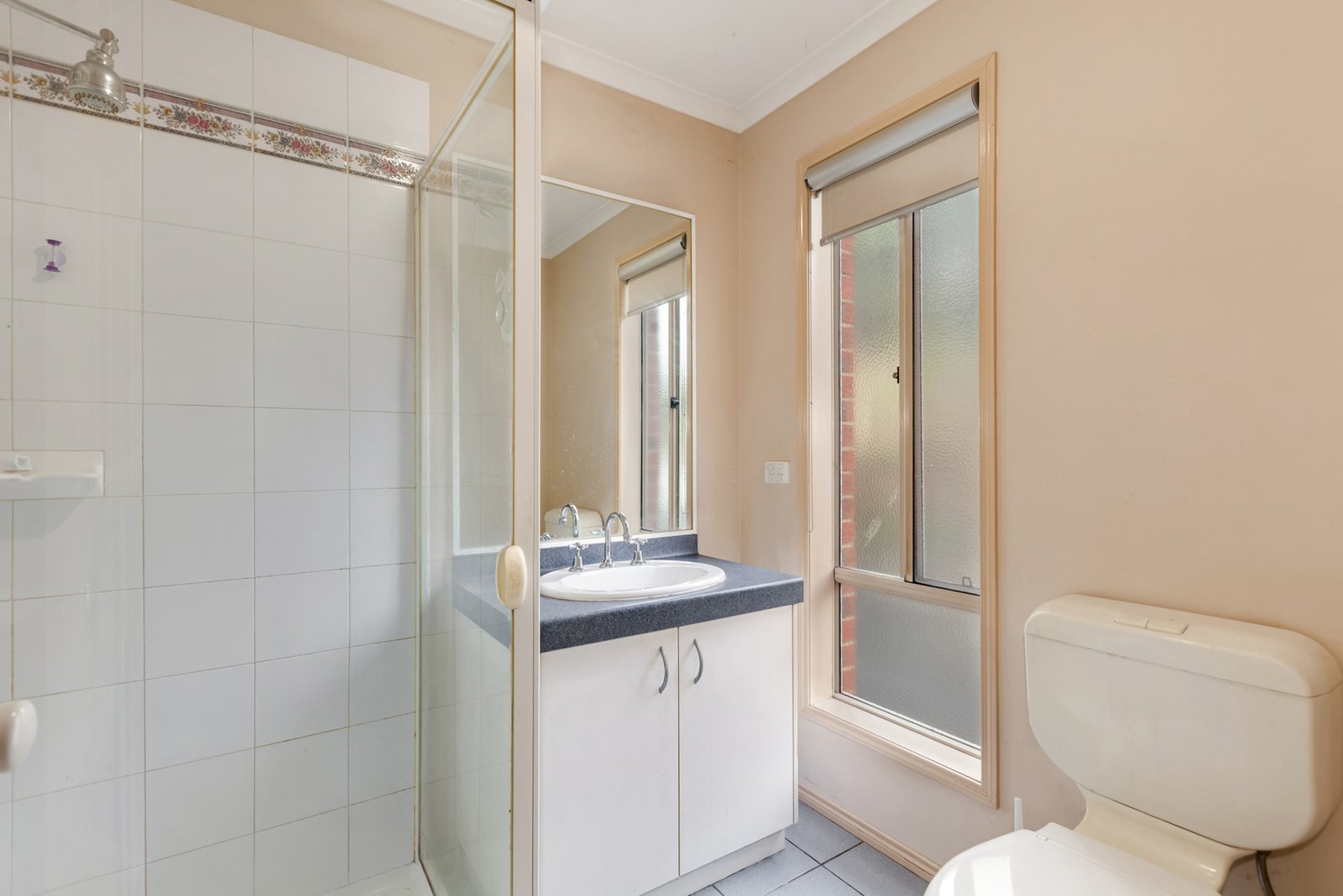 Gallery: 43 Mountford Crescent