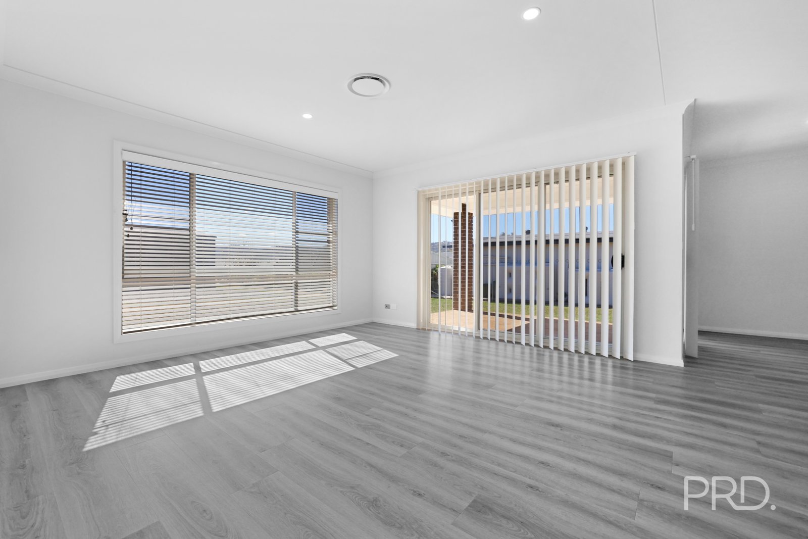 43 Mulga Place TAMWORTH 10