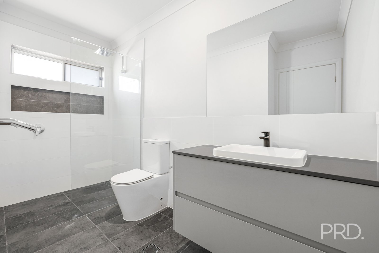 43 Mulga Place TAMWORTH 13