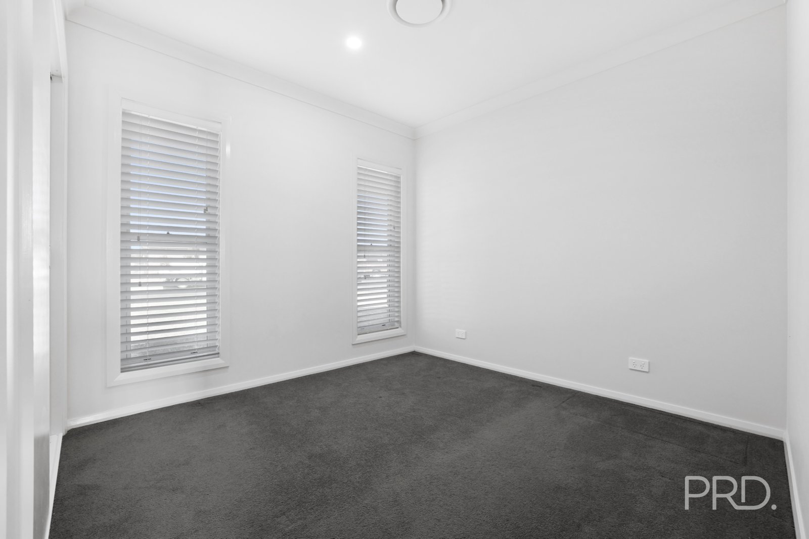 43 Mulga Place TAMWORTH 16