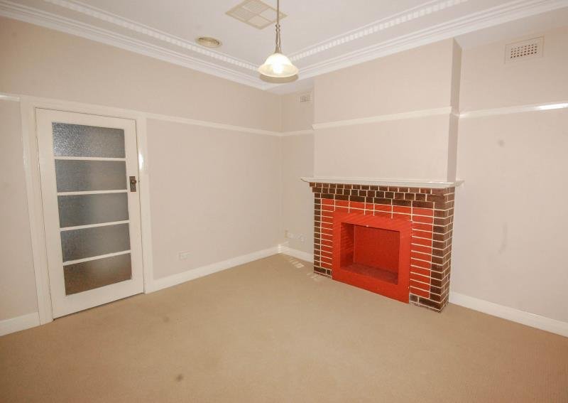 43 Murray Street WAGGA WAGGA 4