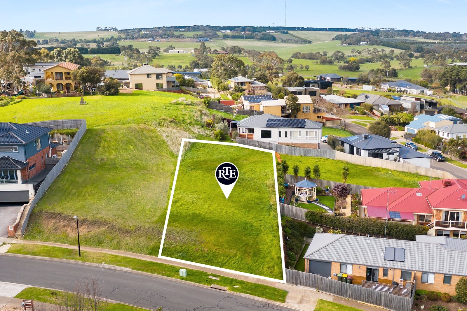 Real Estate and Property in 43 Narawi Avenue, Clifton Springs, VIC