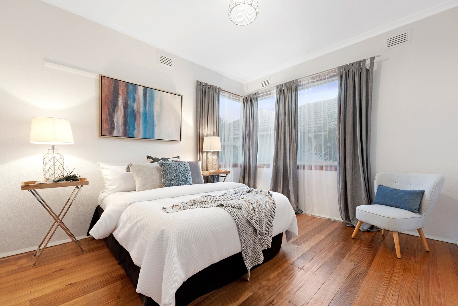 Gallery: 43 Neville Street