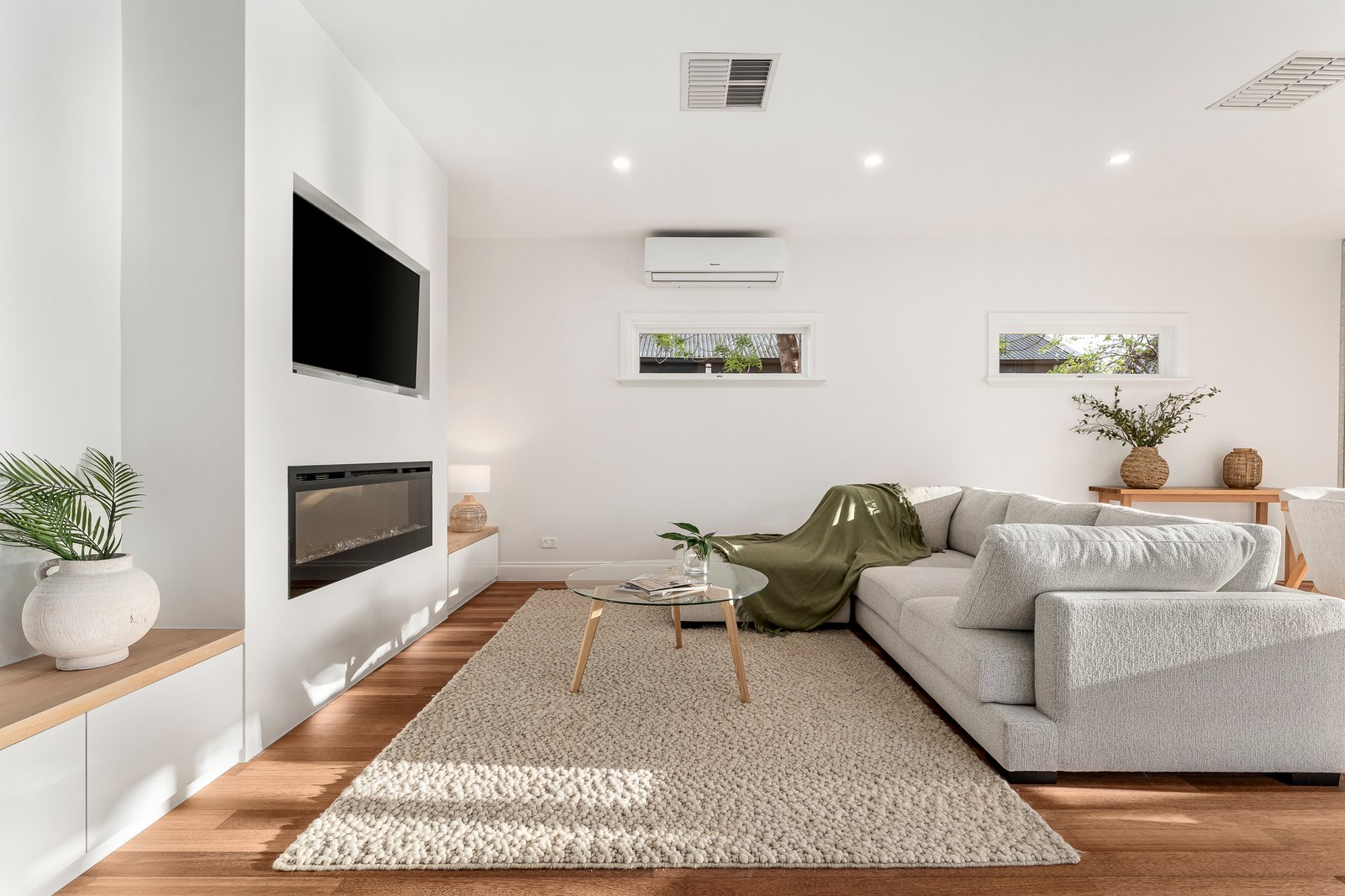 Gallery: 43 Nicol Street
