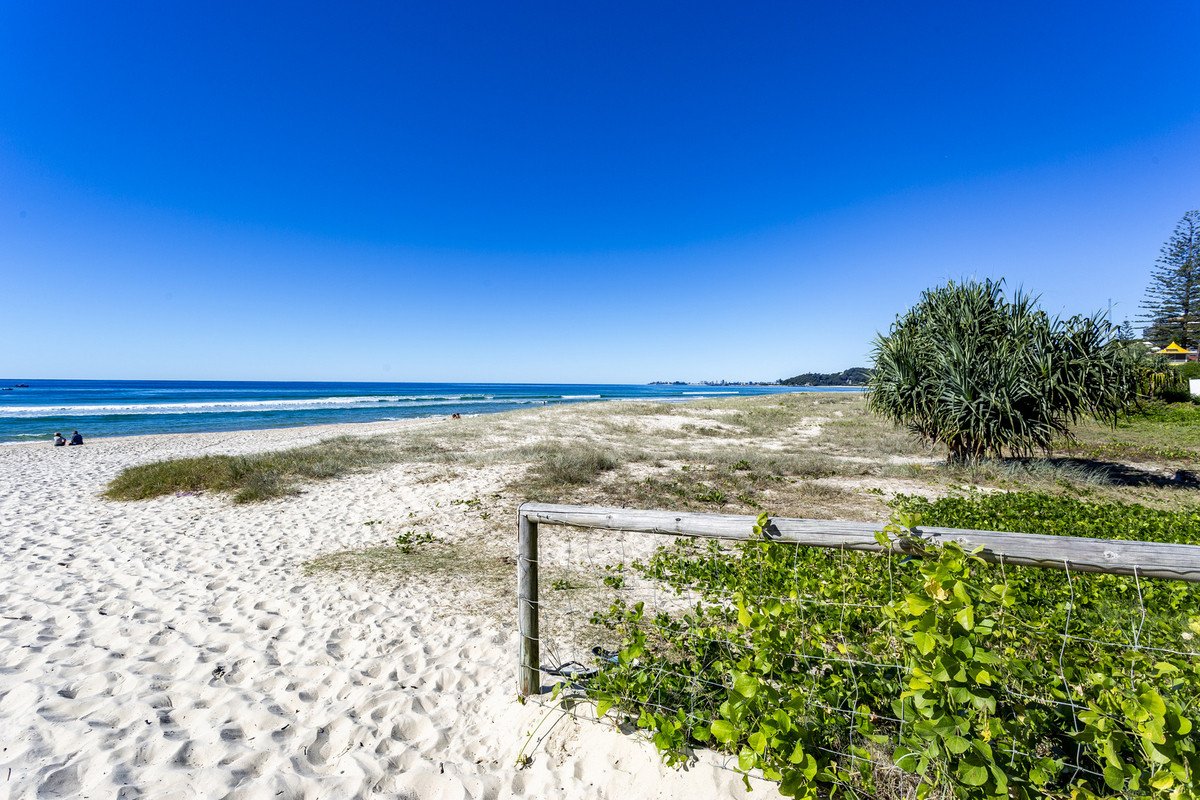 4/3 Nineteenth Avenue Palm Beach 15