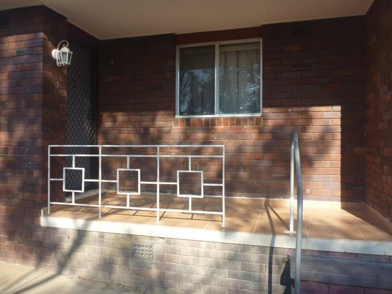 4/3 Nordlingen Drive TOLLAND 3