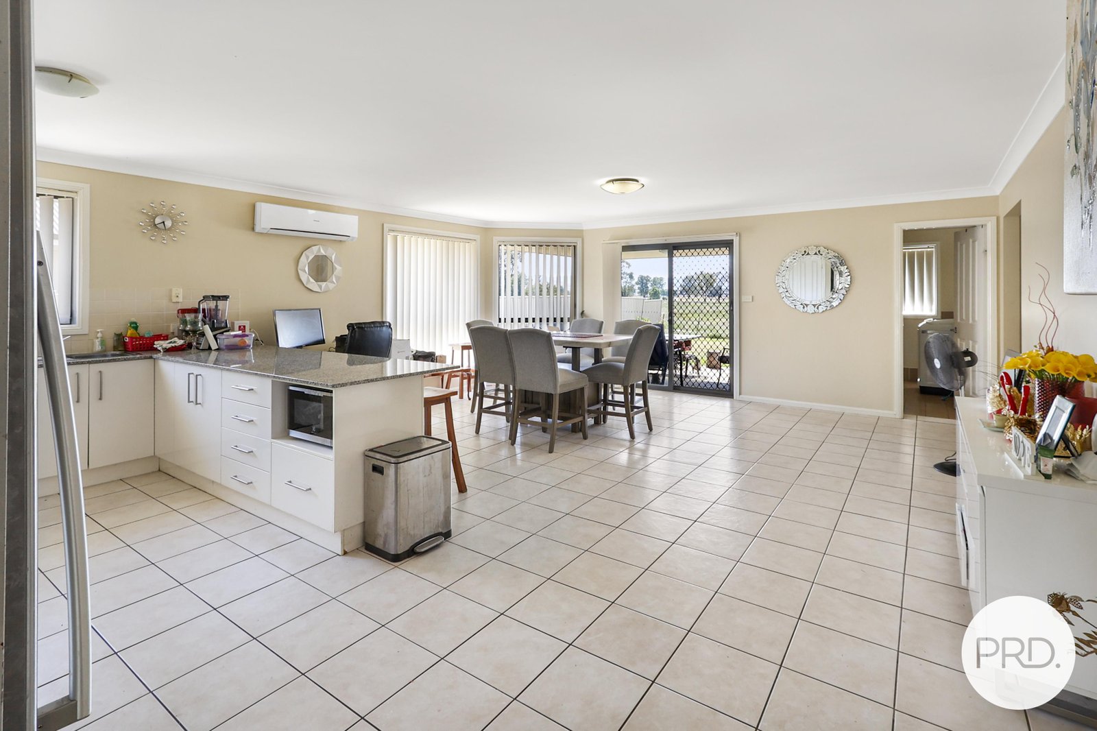 43 Nowland Crescent TAMWORTH 5