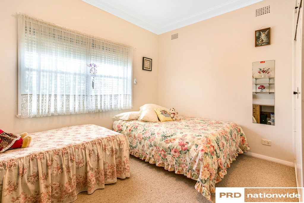 43 Oak Street TAMWORTH 13