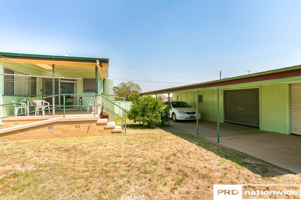 43 Oak Street TAMWORTH 23