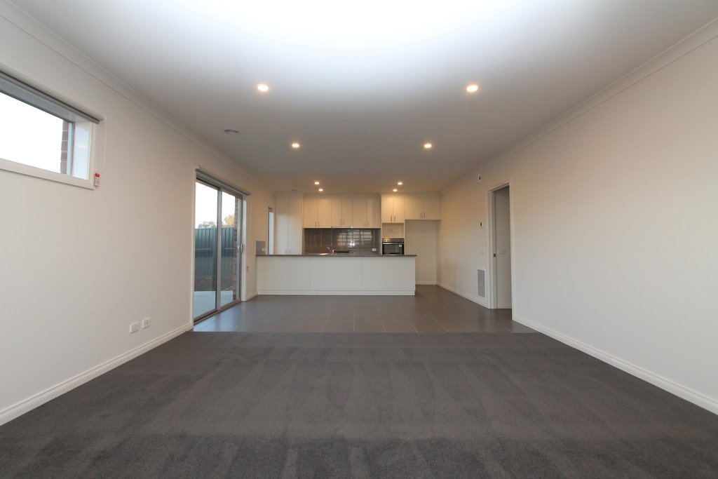 43 O'Shannassy Parade Lucas 5