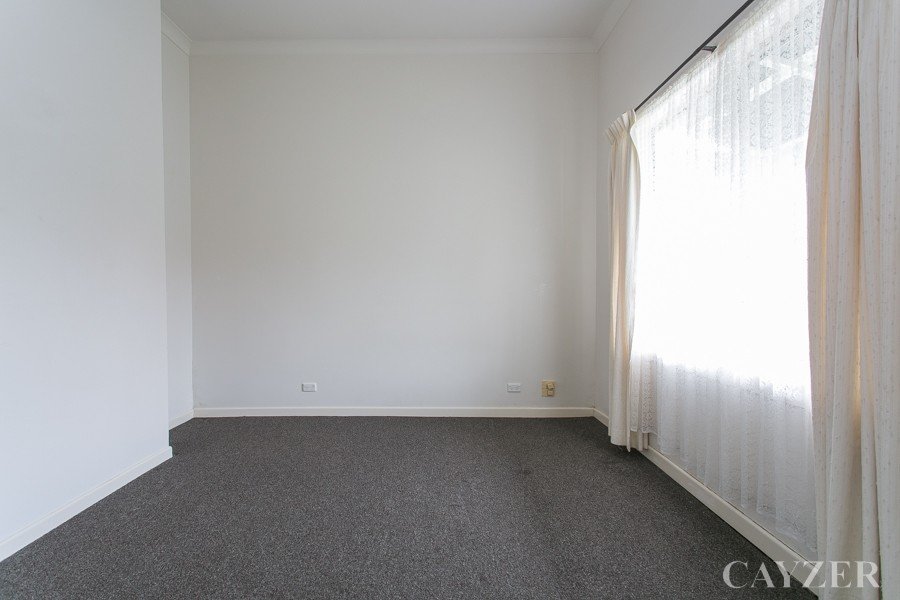 Gallery: 43 Ovens Street